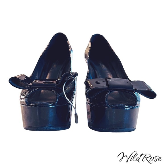 Louis Vuitton Blue Nuit Monogram Vernis True Bow Peep Toe Platform Pumps 37.5 - Picture 2 of 16